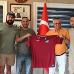 Kemer Belediyesi’nden ilçenin futbol takımlarına malzeme desteği