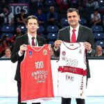 Anadolu Efes, cumhuriyet’imizin 100.yılını taraftarlarıyla kutladı