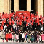 Başkan Altınok Anıtkabir’i ziyaret etti