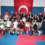 Başkan Topaloğlu’ndan kick boks sporcularına ziyaret