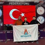 Nevşehir Belediyesi Gençlik ve Spor Kulübü Halter Takımı sporcularından İsmail Yetiş, Türkiye ikincisi oldu