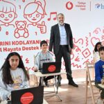 Vodafone Vakfı deprem bölgesine desteğini sürdürüyor