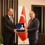 İznik Belediye Başkanı Kağan Mehmet Usta il genelindeki resmi kurumlara ziyaret gerçekleştirdi.