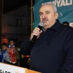 Yeniyalı’da miting gibi seçim irtibat ofisi açılışı