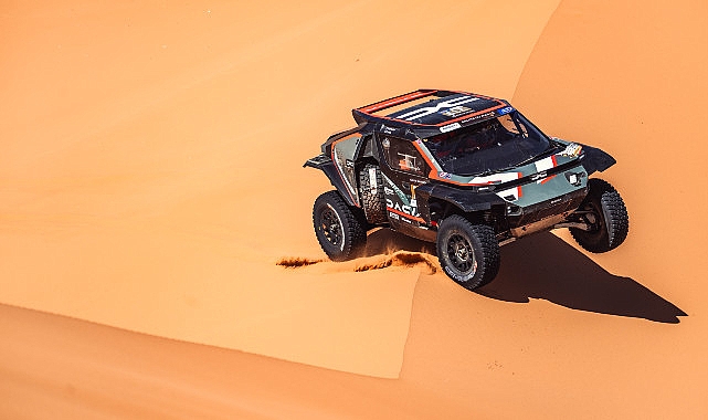 dacia-sandriders-dakar-rallisi-macerasina-hazir.jpg